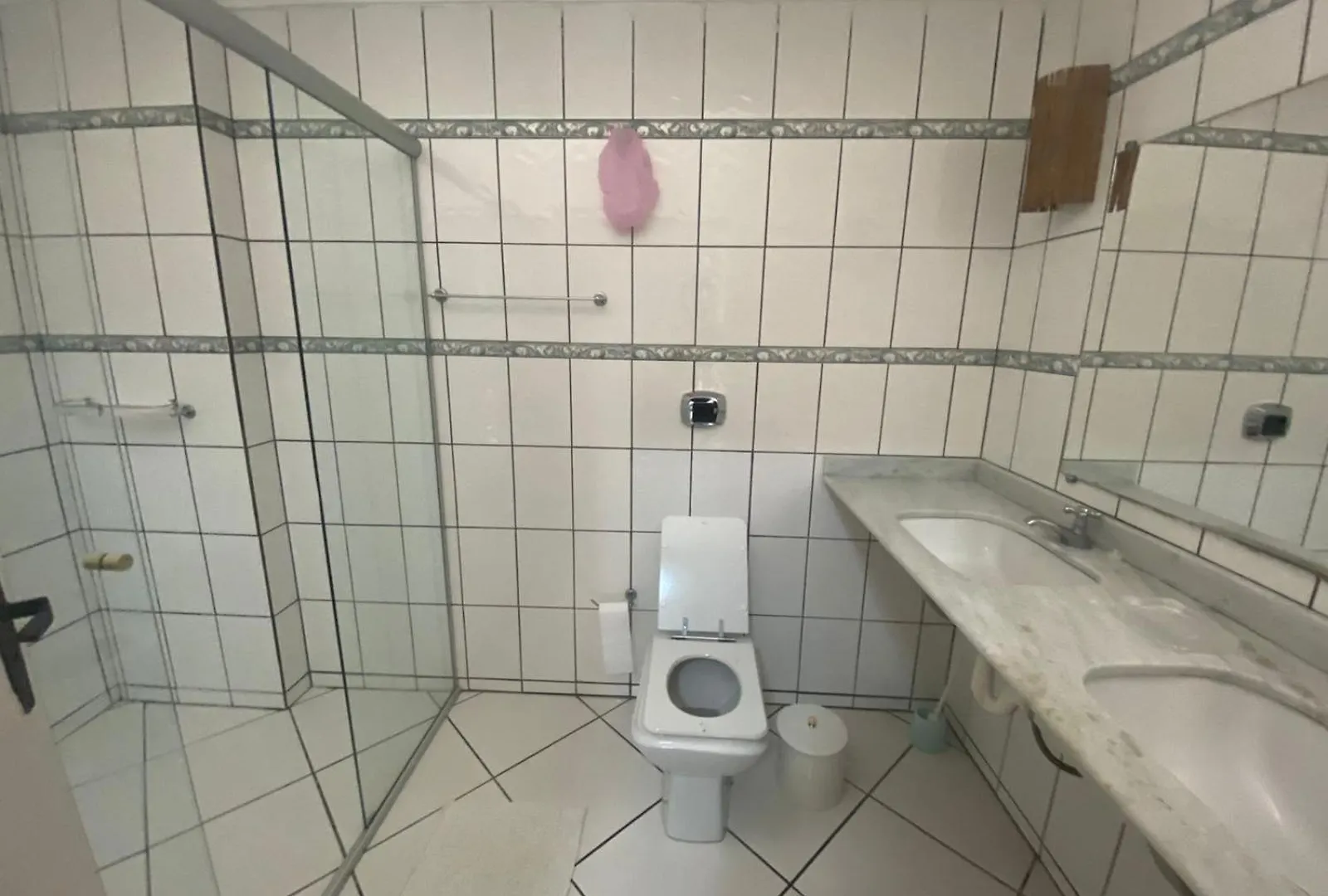 Triplex Beira Mar Com Piscina - Proximo A Comercio Em Geral 봄비나스 0*,  브라질