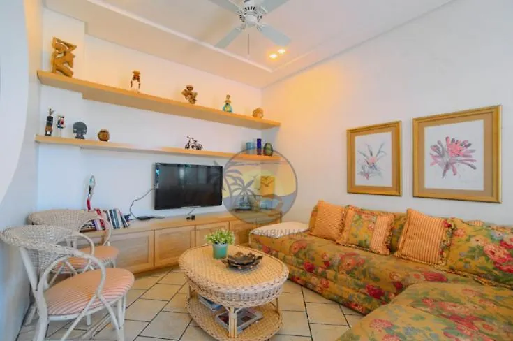 Triplex Beira Mar Com Piscina - Proximo A Comercio Em Geral 봄비나스
