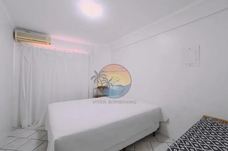 아파트 Triplex Beira Mar Com Piscina - Proximo A Comercio Em Geral 봄비나스