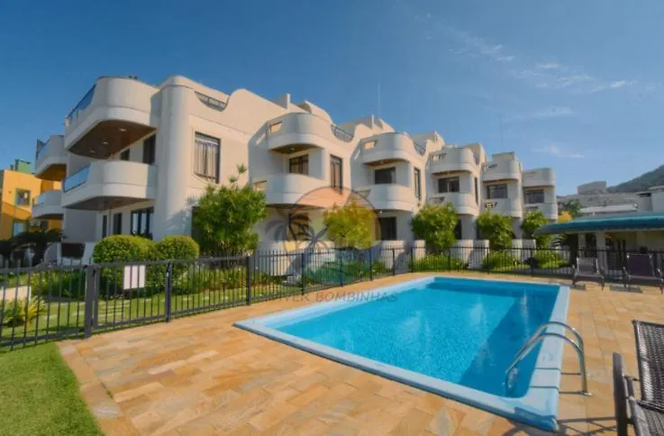 Triplex Beira Mar Com Piscina - Proximo A Comercio Em Geral 봄비나스 브라질