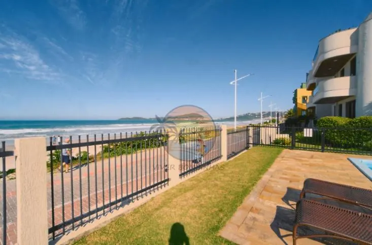 Triplex Beira Mar Com Piscina - Proximo A Comercio Em Geral 봄비나스 아파트
